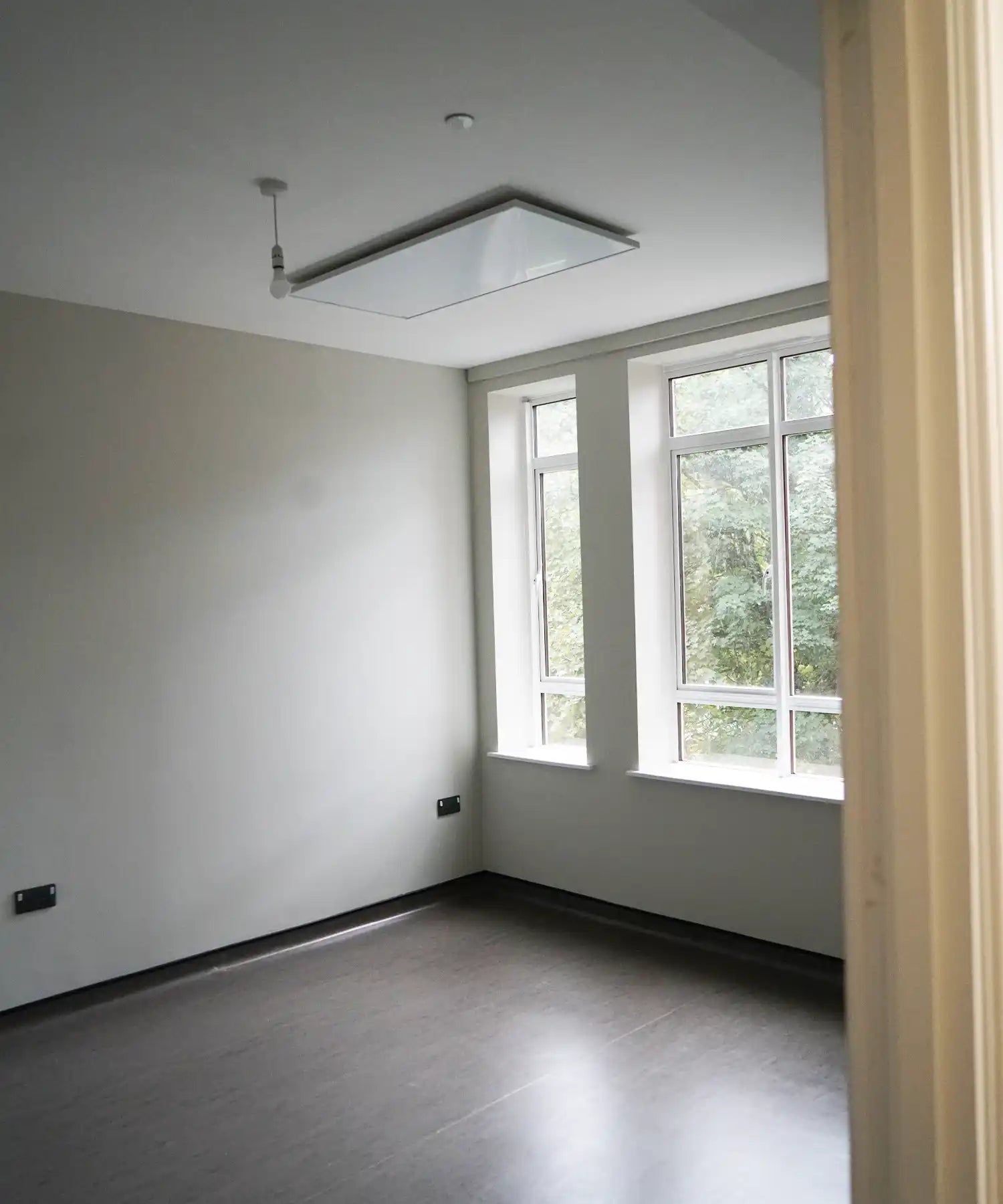 Ceiling Mounted Panel 600w for Open Room