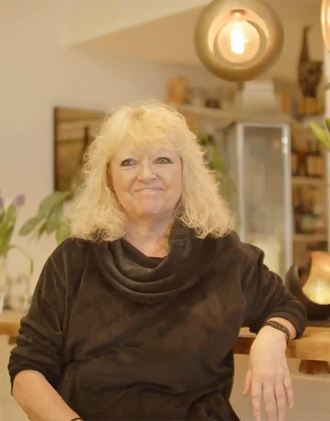 Kiasa Case Study: Gill installing infrared heater bars and panels for an effective heating system.