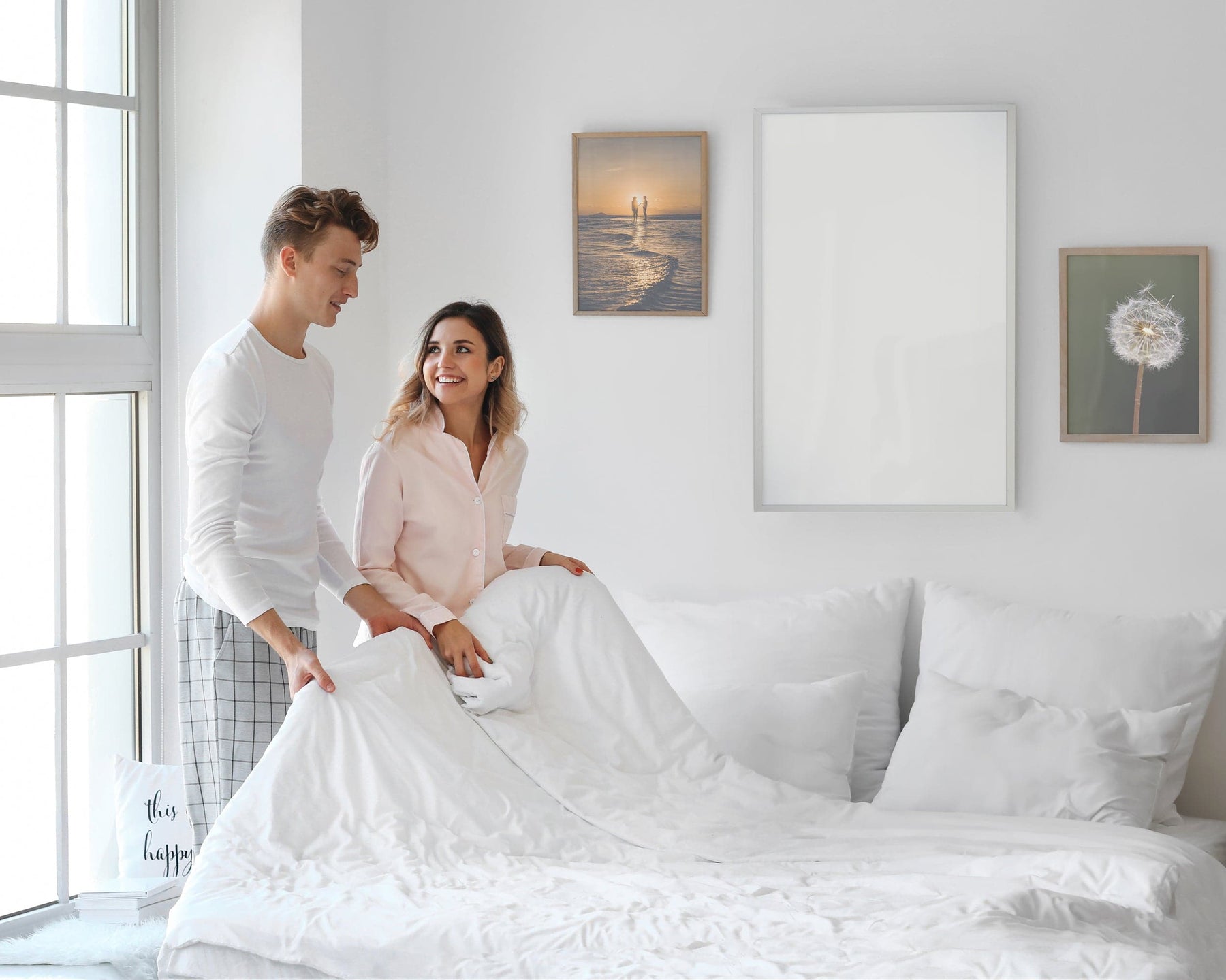 KIASA 960W Kiasa Infrared Heating Panel - wall Mounted in a bedroom